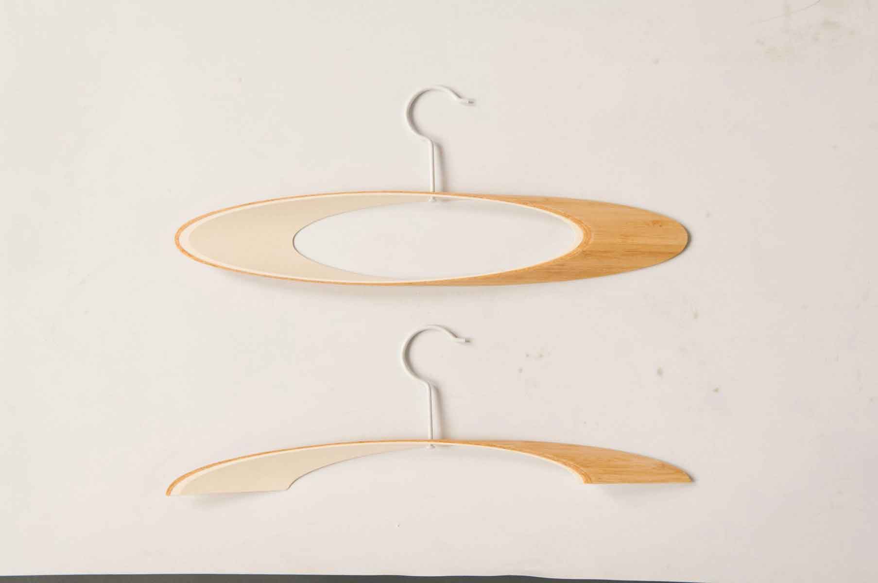 dasso.Furnishings Bamboo Clothes Hanger